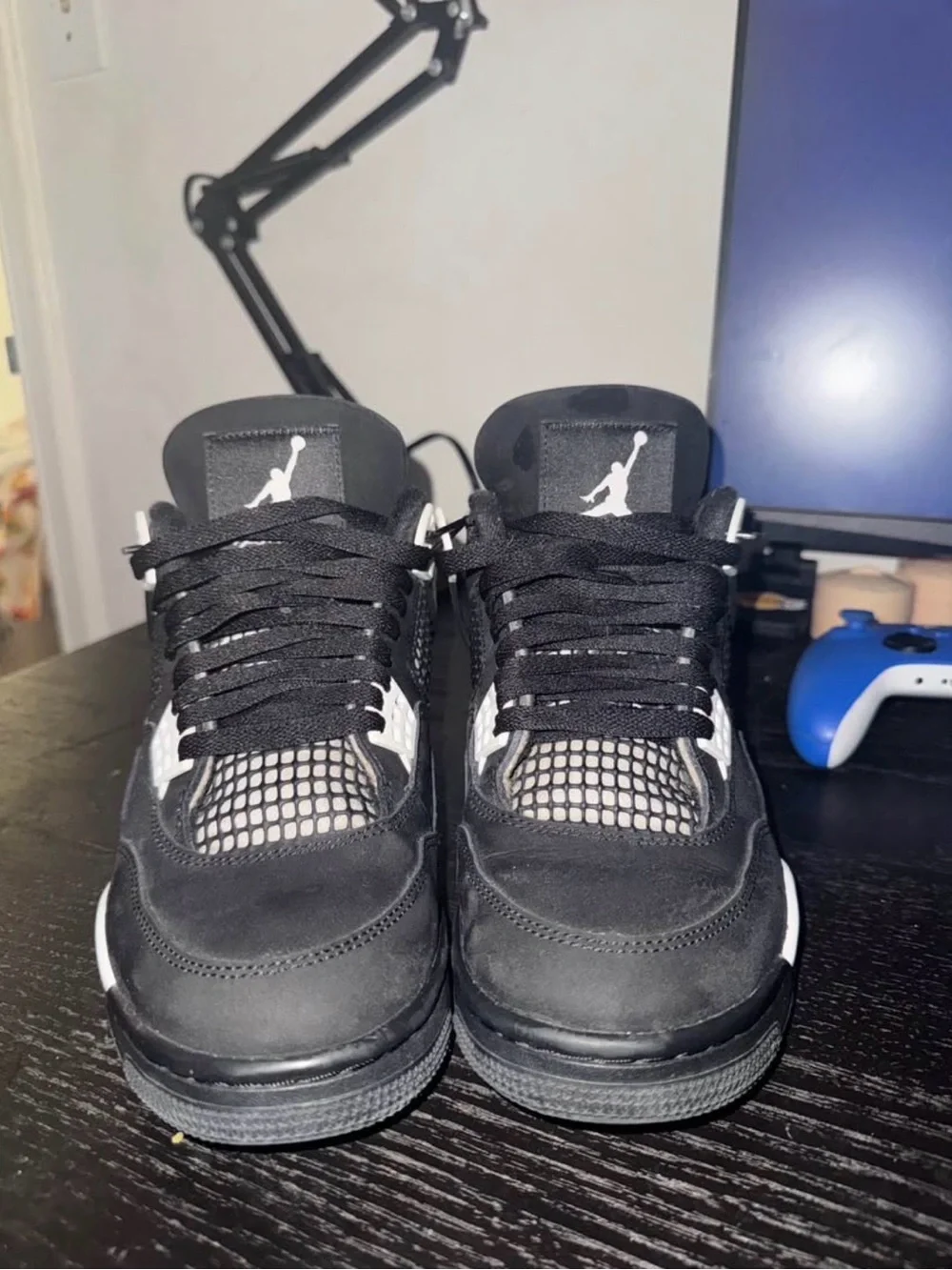 Jordan Men's Black/White Retro Basketball Sneakers